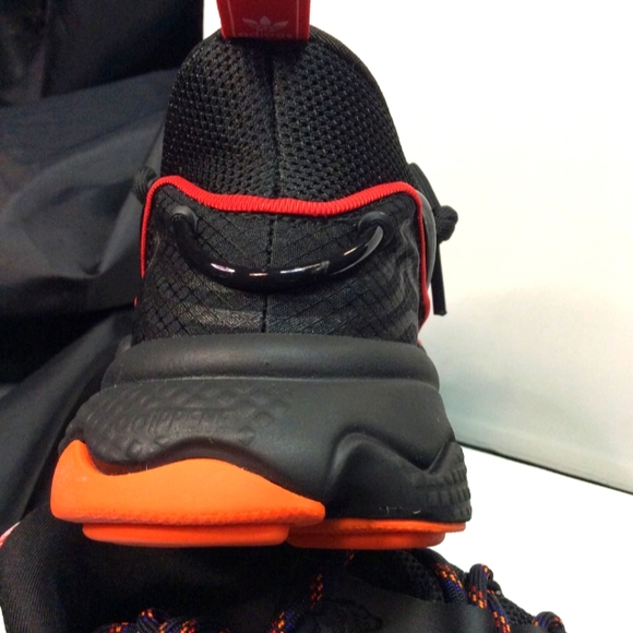 Adidas Ozweego Zip - Picture 6 of 8